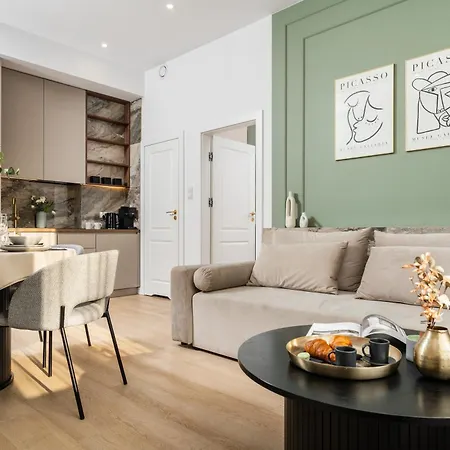 4 In A Beautiful Historic Old Town Building Occupy Whole Floor Apartament Kraków