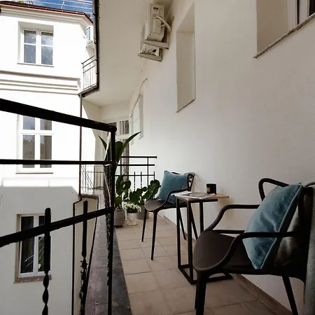 4 In A Beautiful Historic Old Town Building Occupy Whole Floor Apartament *