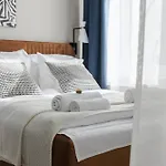 4 In A Beautiful Historic Old Town Building Occupy Whole Floor 公寓